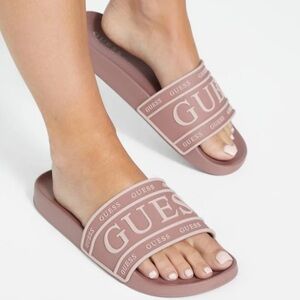 GUESS poolside slip ons NWT